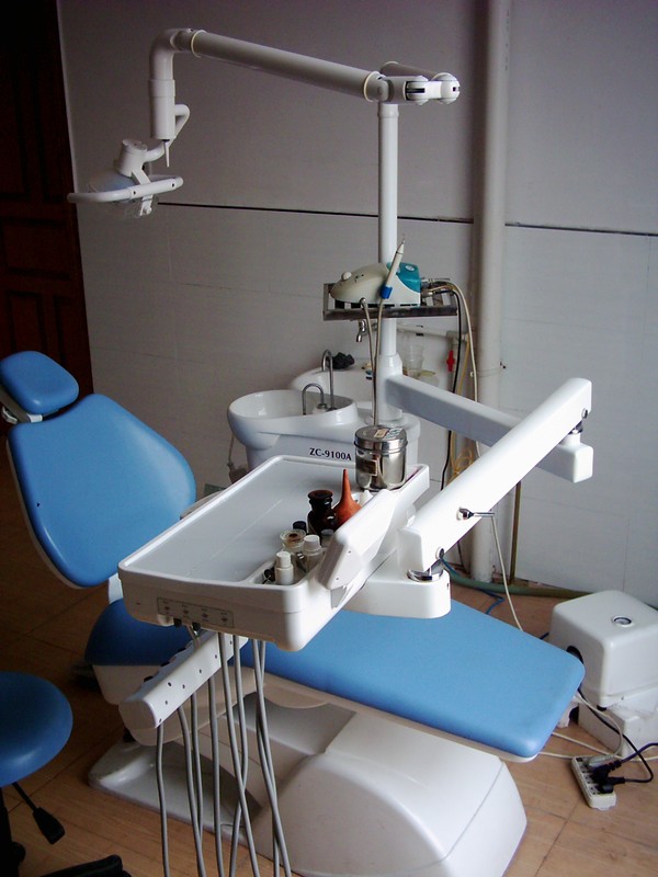牙科综合治疗台